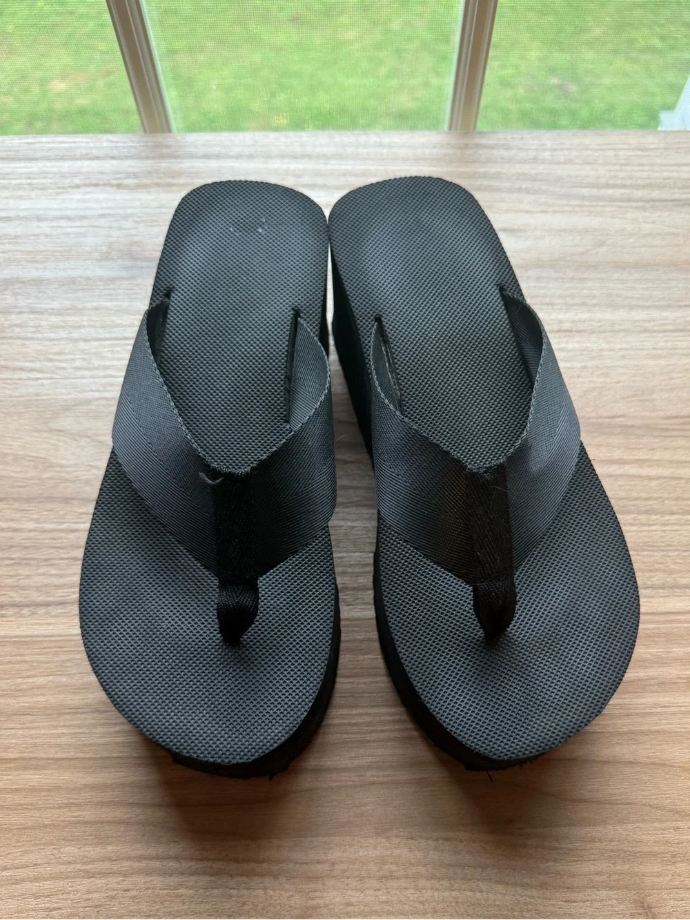 H&M Platform Flip-Flop Sandals in Black